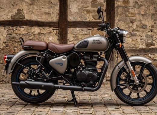 Royal Enfield Classic 350cc — 2025 Dark Gunmetal Grey