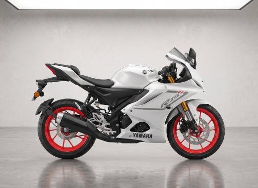 Yamaha R15 V4 R3 Graphics 155cc — 2026 White